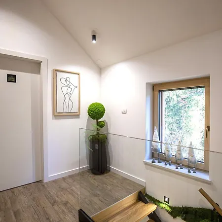 Valera Forest By Interhome رافنا غورا